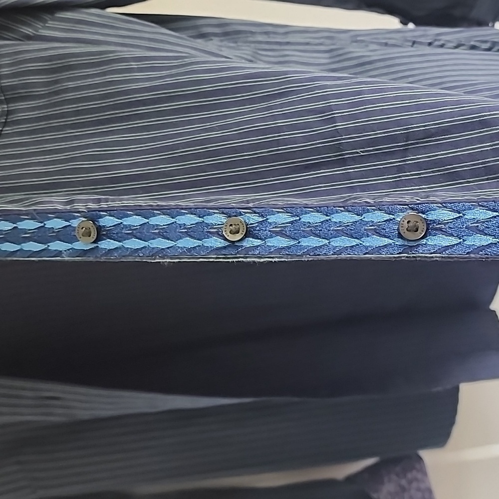 Robert Graham mens collared shirt size small - Picture 6 of 8